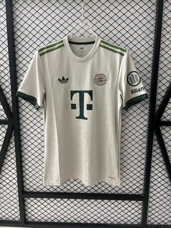 FC Bayern München OctoberFest / Fan version