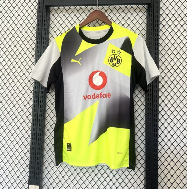 Borussia Dortmund Visitante / Fan version