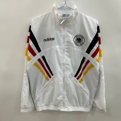 Alemania / Cortavientos / Retro