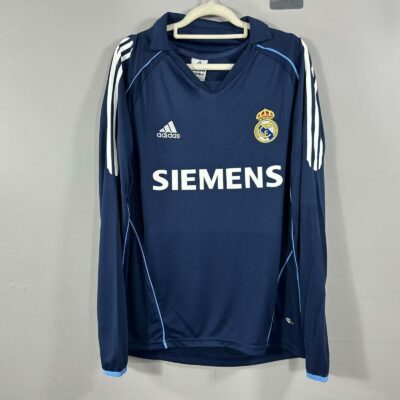 Real Madrid Visitante / Fan version / Manga Larga / Retro 05-06