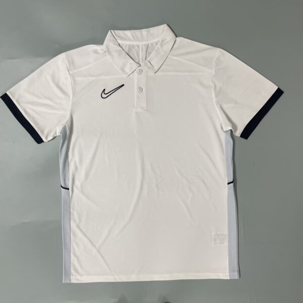 Nike / Polo Blanco
