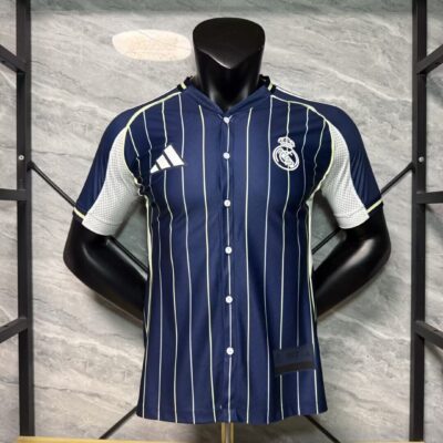 Real Madrid Beisbolera Azul Oscuro / Player version