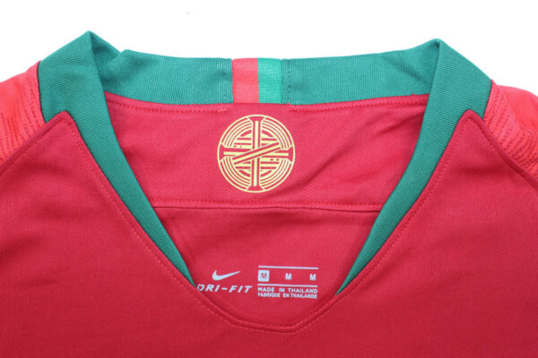 Portugal Local / Fan version / Manga Larga / Retro 18-19 - Imagen 2