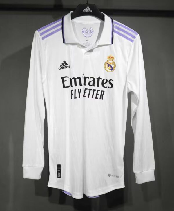 Real Madrid Local / Fan version / Manga Larga / Retro 22-23