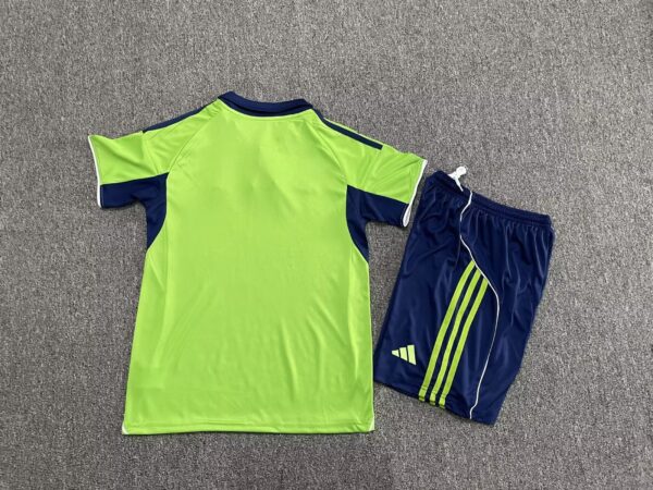 Fulham Fc Visitante / Kid version / Fan version - Imagen 2