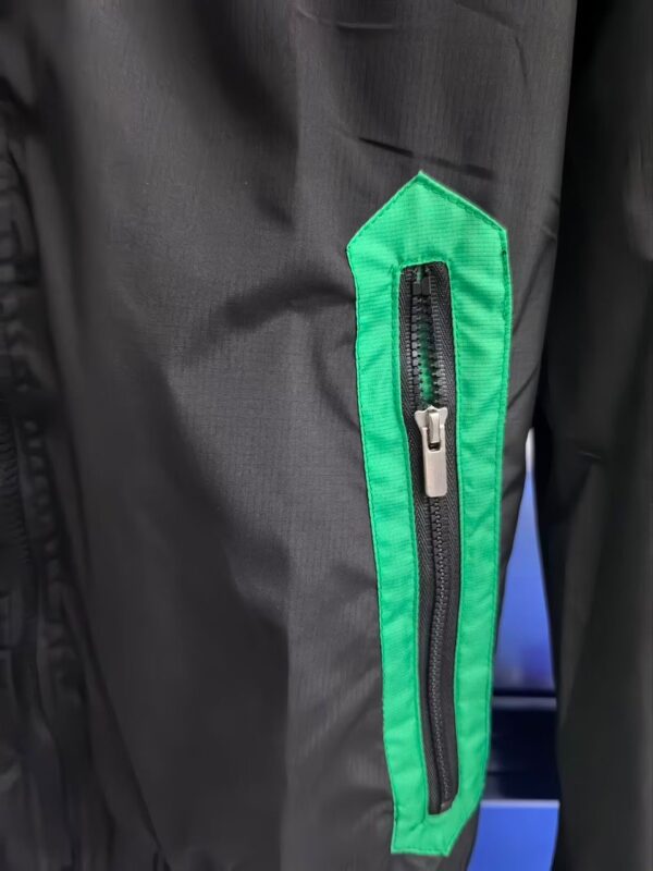 Real Betis Balompie / Cortavientos con Capucha - Imagen 4