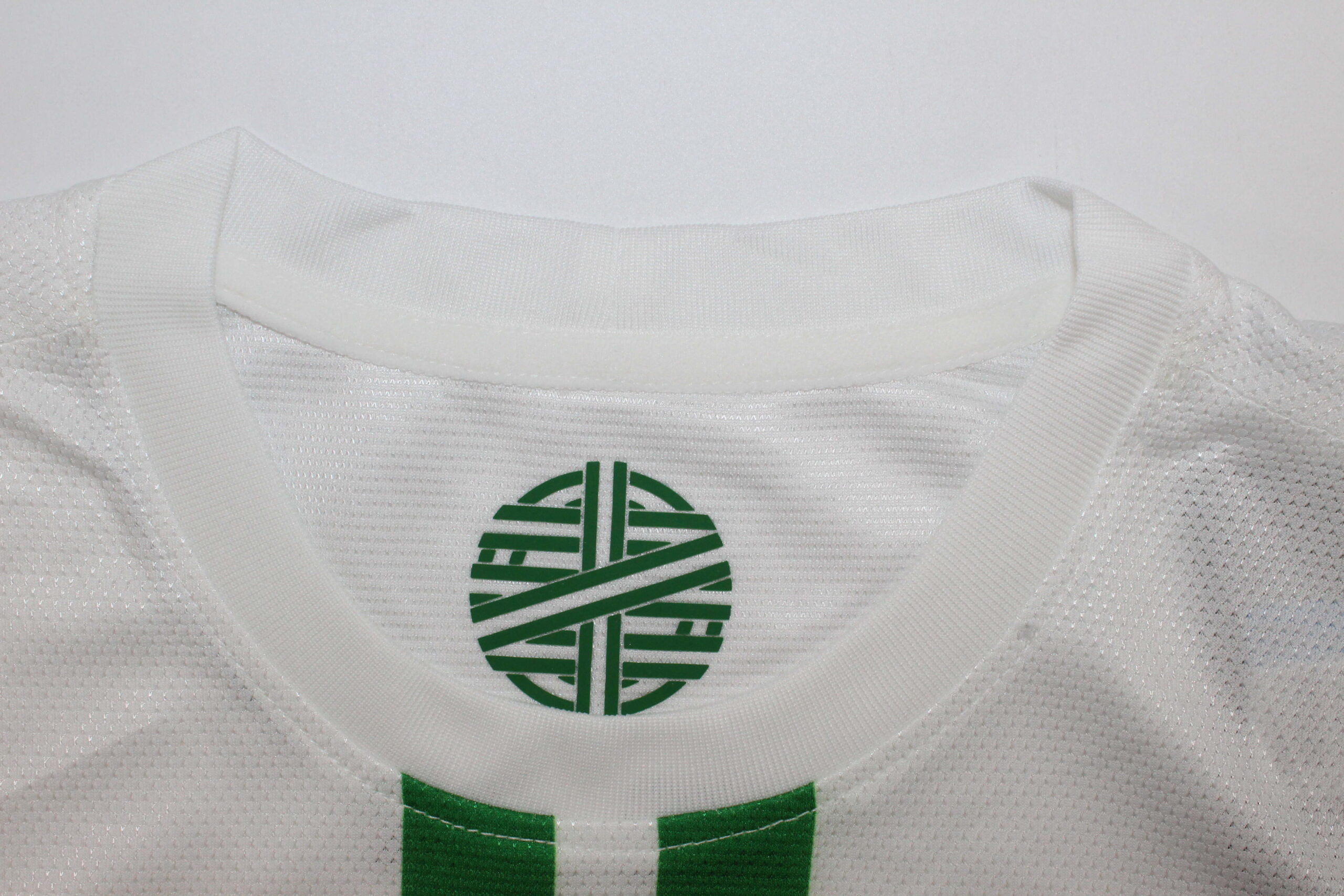 Portugal Visitante / Player version / Manga Larga / Retro 12-13 - Imagen 2