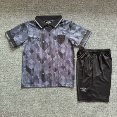 Inglaterra Especial version / Kid version / Fan version / Retro 90-91