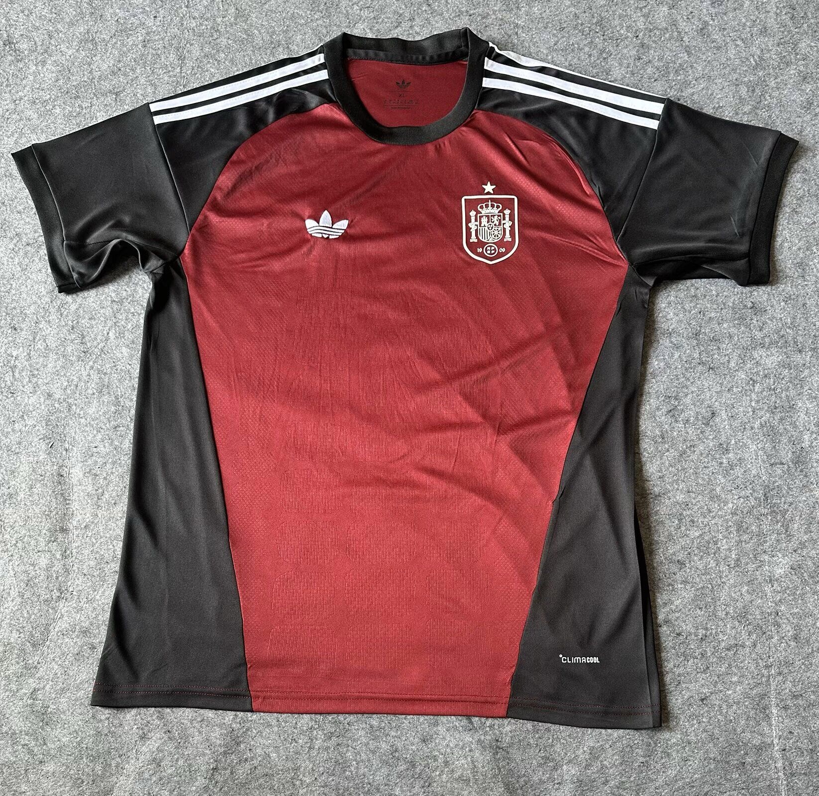Camiseta España Local Portero/ Fan version / Mundial 2026