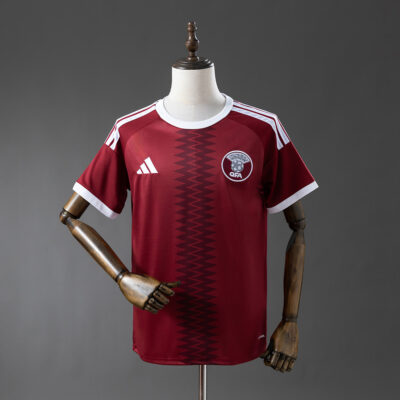 Camiseta Qatar Local / Fan version / Mundial 2026