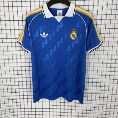 Camiseta Real Madrid Viaje 6 / Fan version / 25-26