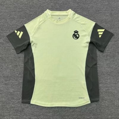 Real Madrid Entrenamiento / Player version / 25-26